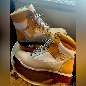 Timberland Field Boots Light Beige Nubuck (Size 12)